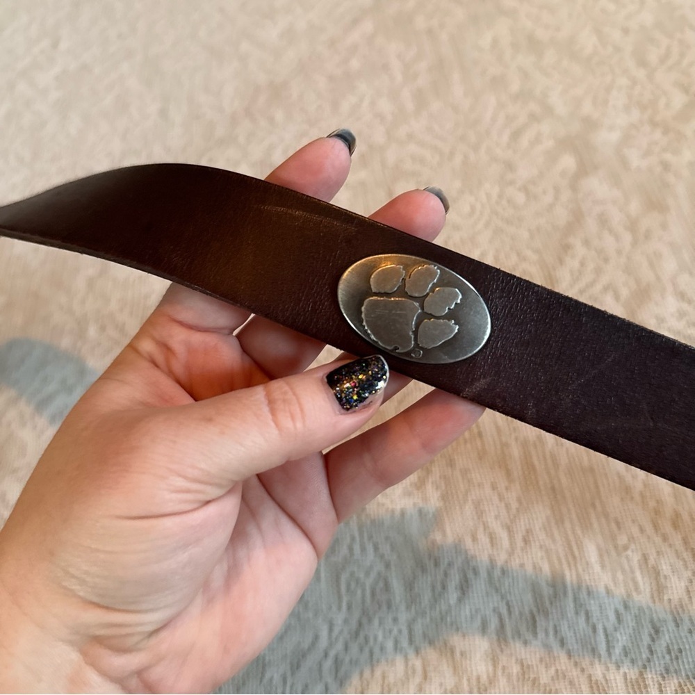 Men’s Zep-pro full grain leather belt with Clemson Tiger emblems - Picture 5 of 7